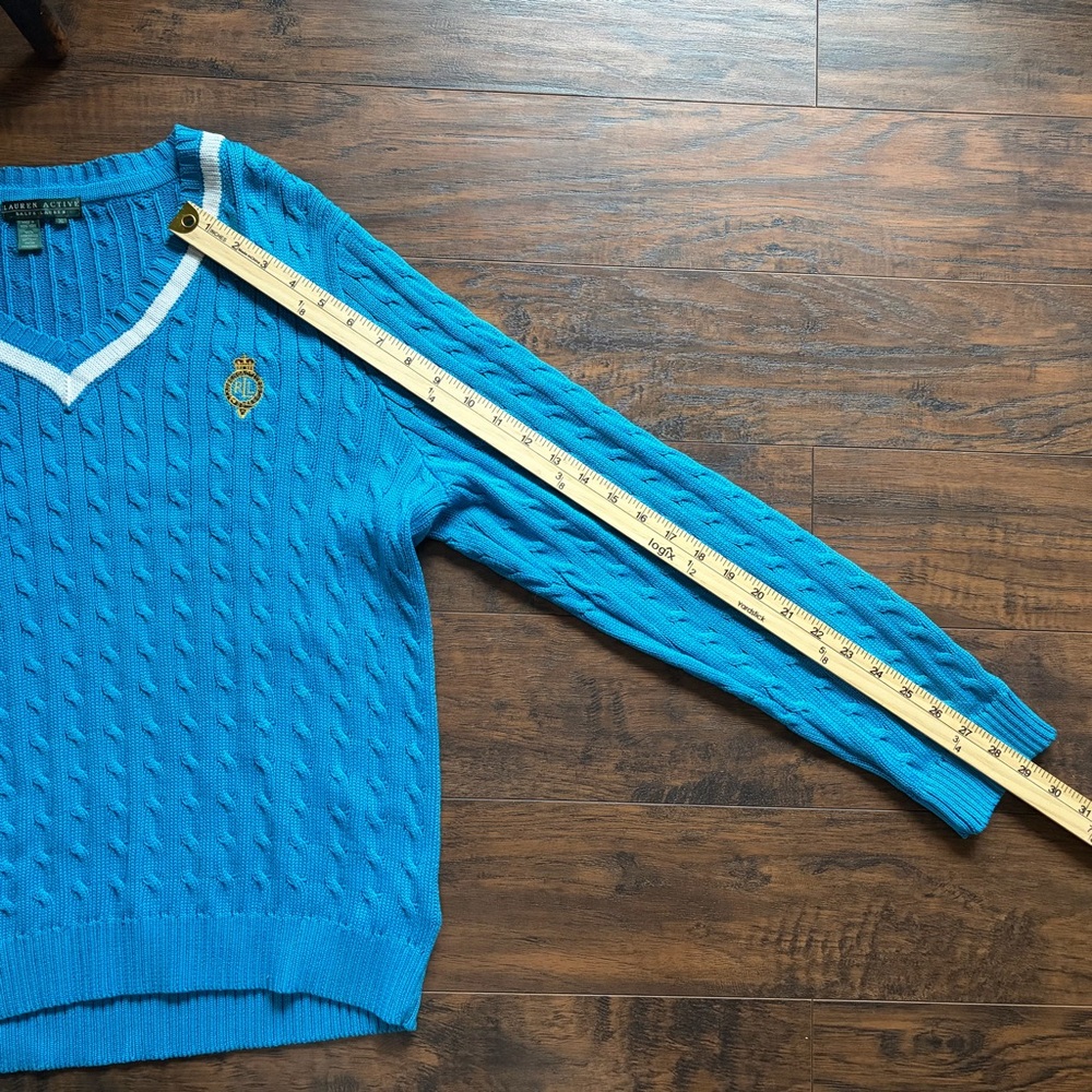 Ralph Lauren Active Cotton V-neck Preppy Cable Knit Sweater - Picture 9 of 12